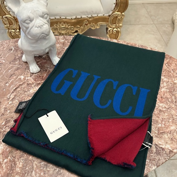 (MSRP $325) Gucci Green/Red Scarf- NWT - Picture 1 of 7
